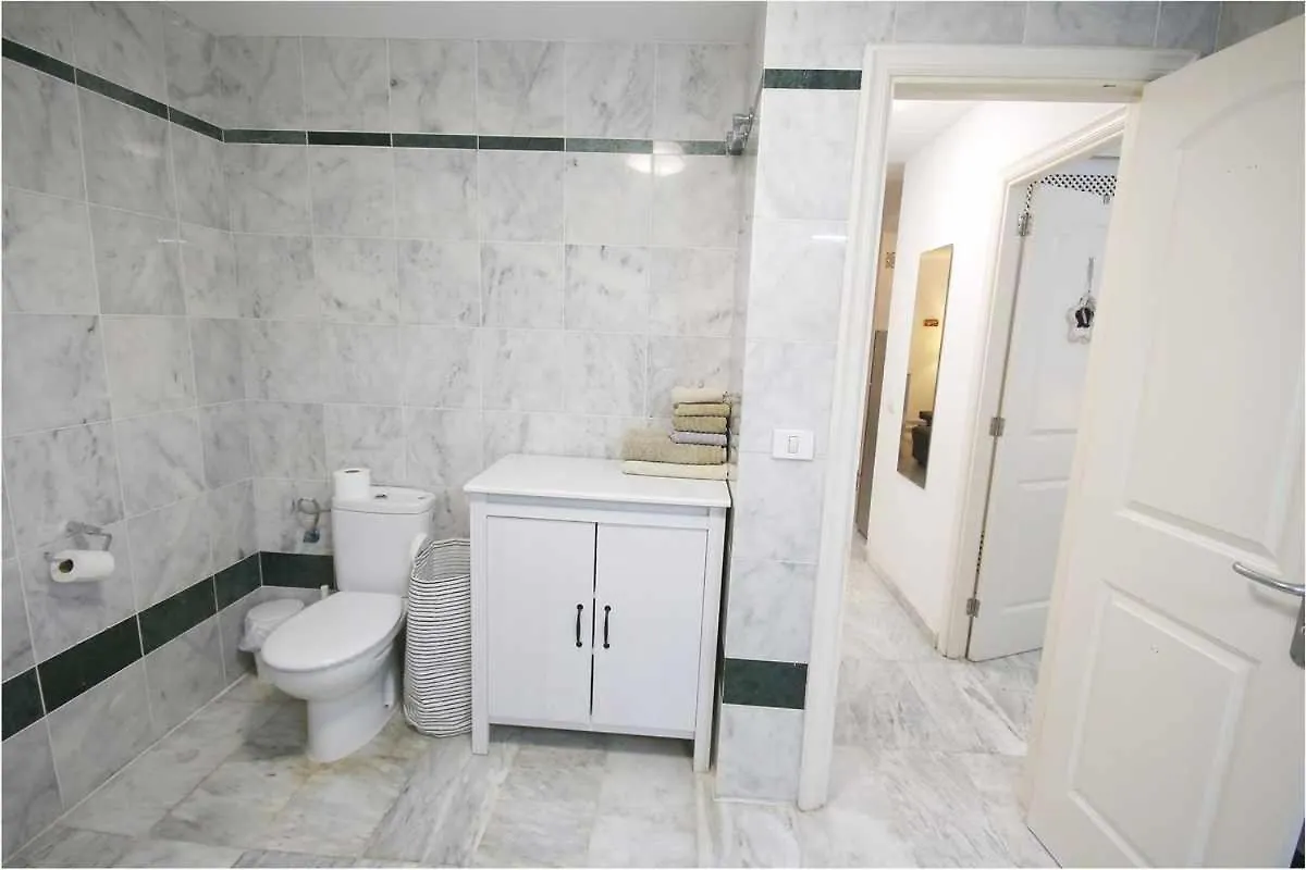 Dinastia B401 By Tenerife Rental & Sales Los Cristianos  Spain
