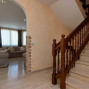 Exclusive On The First Line Of The Ocean With A Private Heated Pool Villa